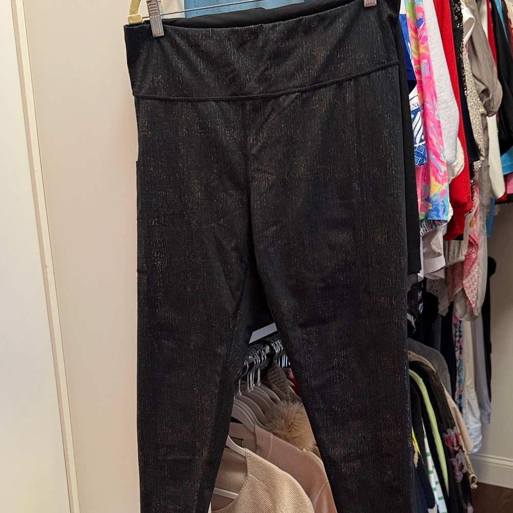 Lilly Pulitzer Luxletic Black Leggings